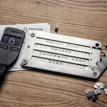 Cryptosteel and Trezor One
